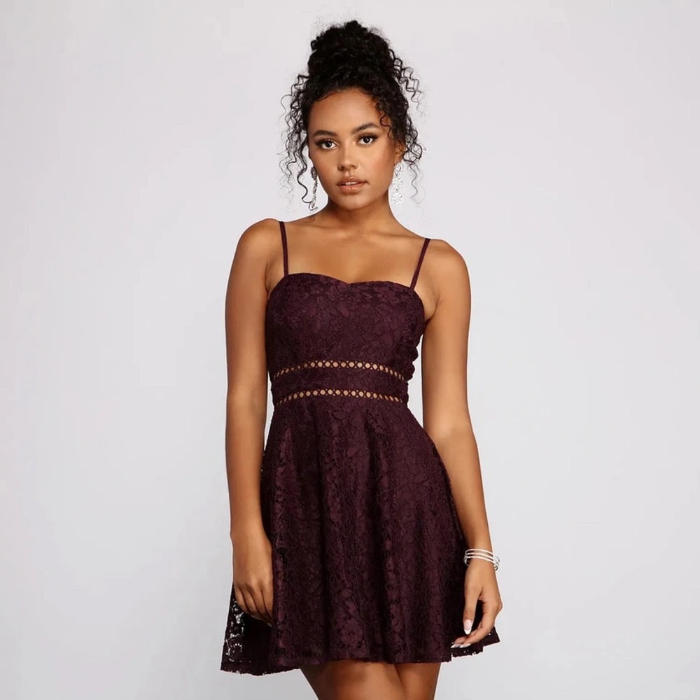 Windsor Lace Spaghetti Strap Mini Dress Babydoll Waist Cutouts Plum Y2K sz 5